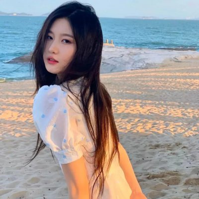 让你带娃，你居然教他修仙